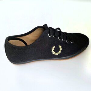 Fred Perry – Table Tennis Canvas Sneakers – BLACK